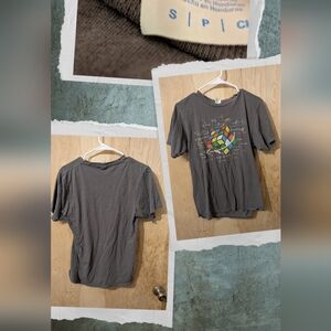 Gray T-Shirt with Colorful Cube Design